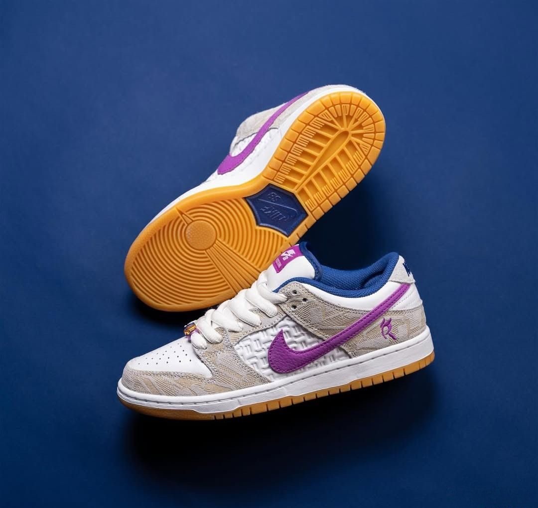 Nike SB Dunk Low Rayssa Leal - Image 2